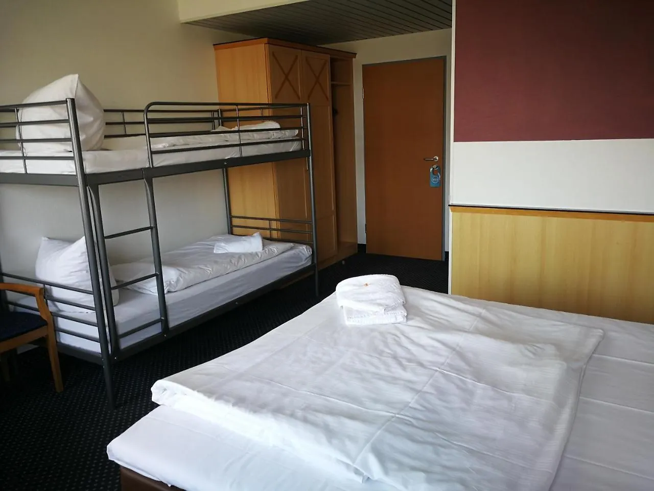 Hotel Near By Латцен 3*,